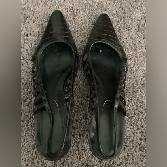 COPY - Talbots leather kitten heels - Picture 1 of 2